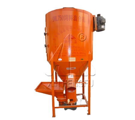 small vertical poultry feed mixer